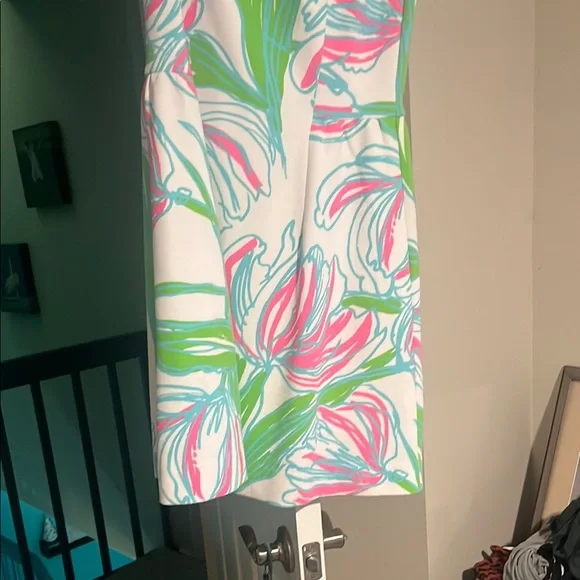 Lilly Pulitzer gorgeous dress - Picture 2 of 5